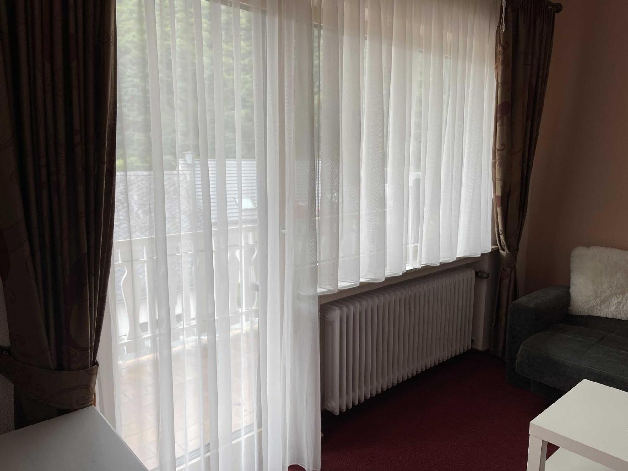 Hotel Zur Mosel Minheim Luaran gambar