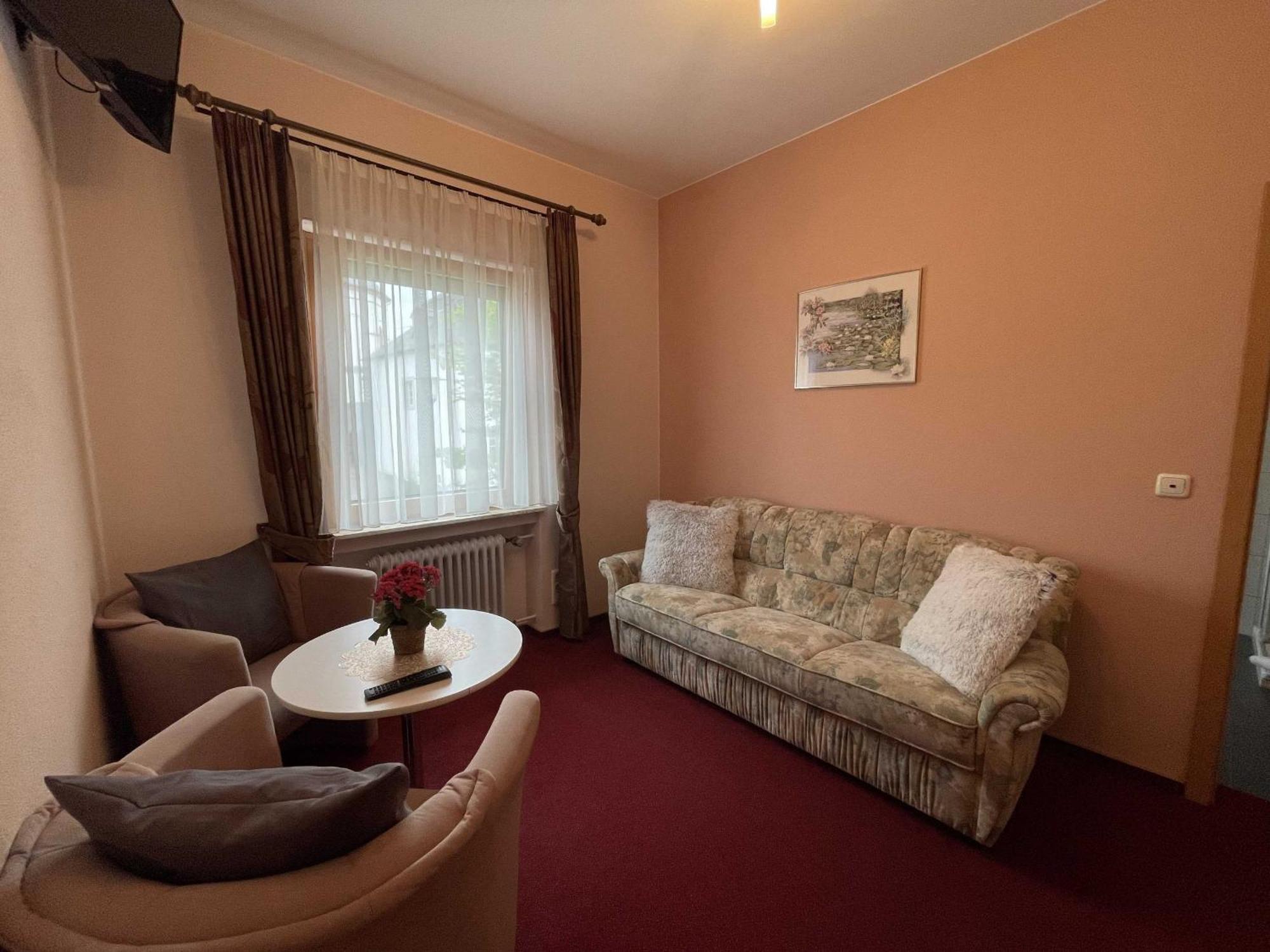 Hotel Zur Mosel Minheim Luaran gambar