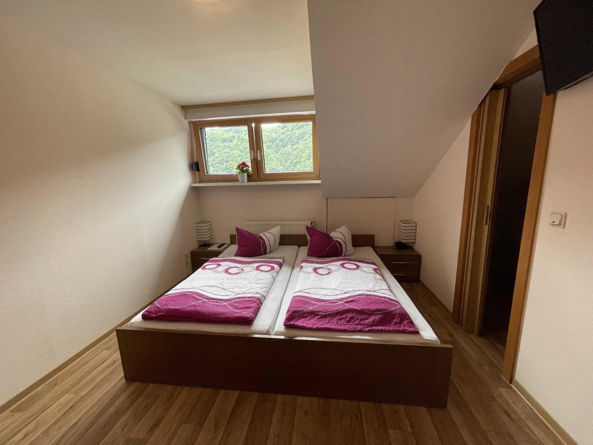 Hotel Zur Mosel Minheim Luaran gambar