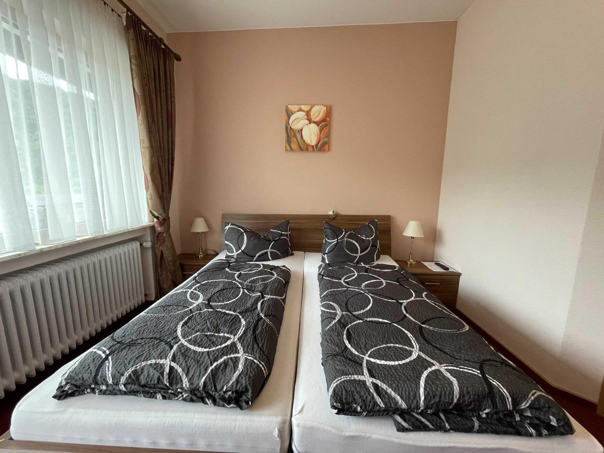 Hotel Zur Mosel Minheim Luaran gambar