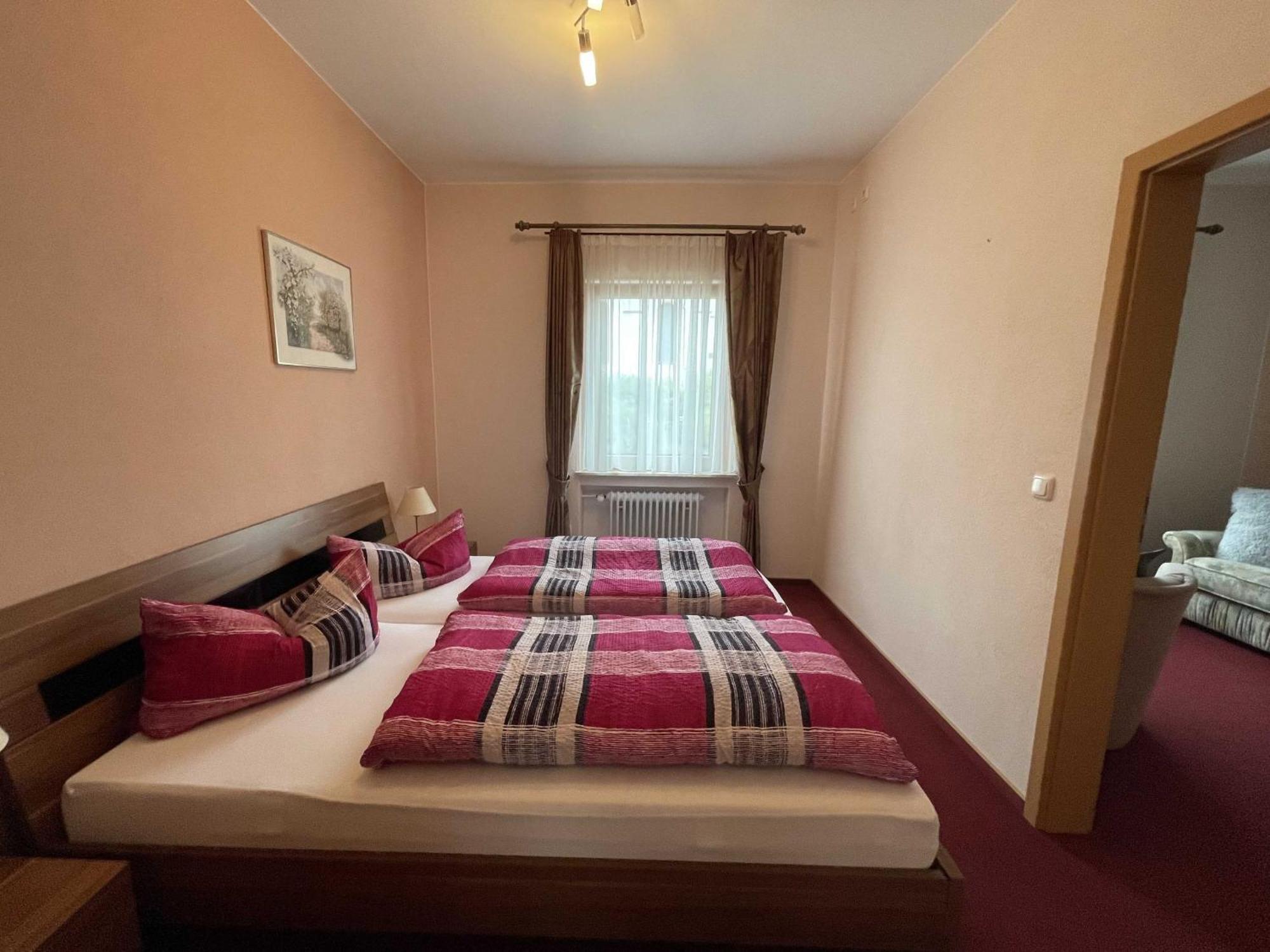 Hotel Zur Mosel Minheim Luaran gambar