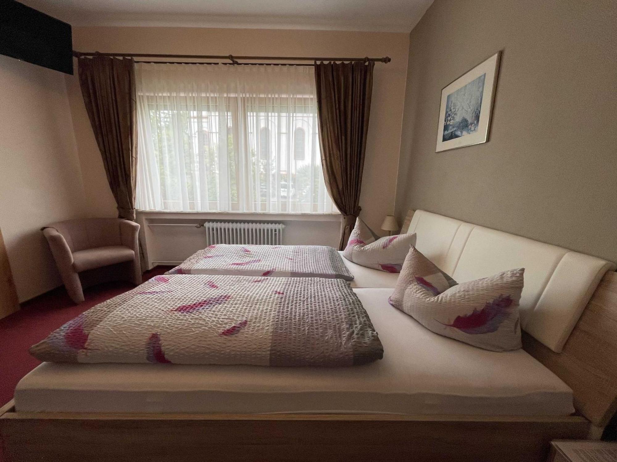 Hotel Zur Mosel Minheim Luaran gambar