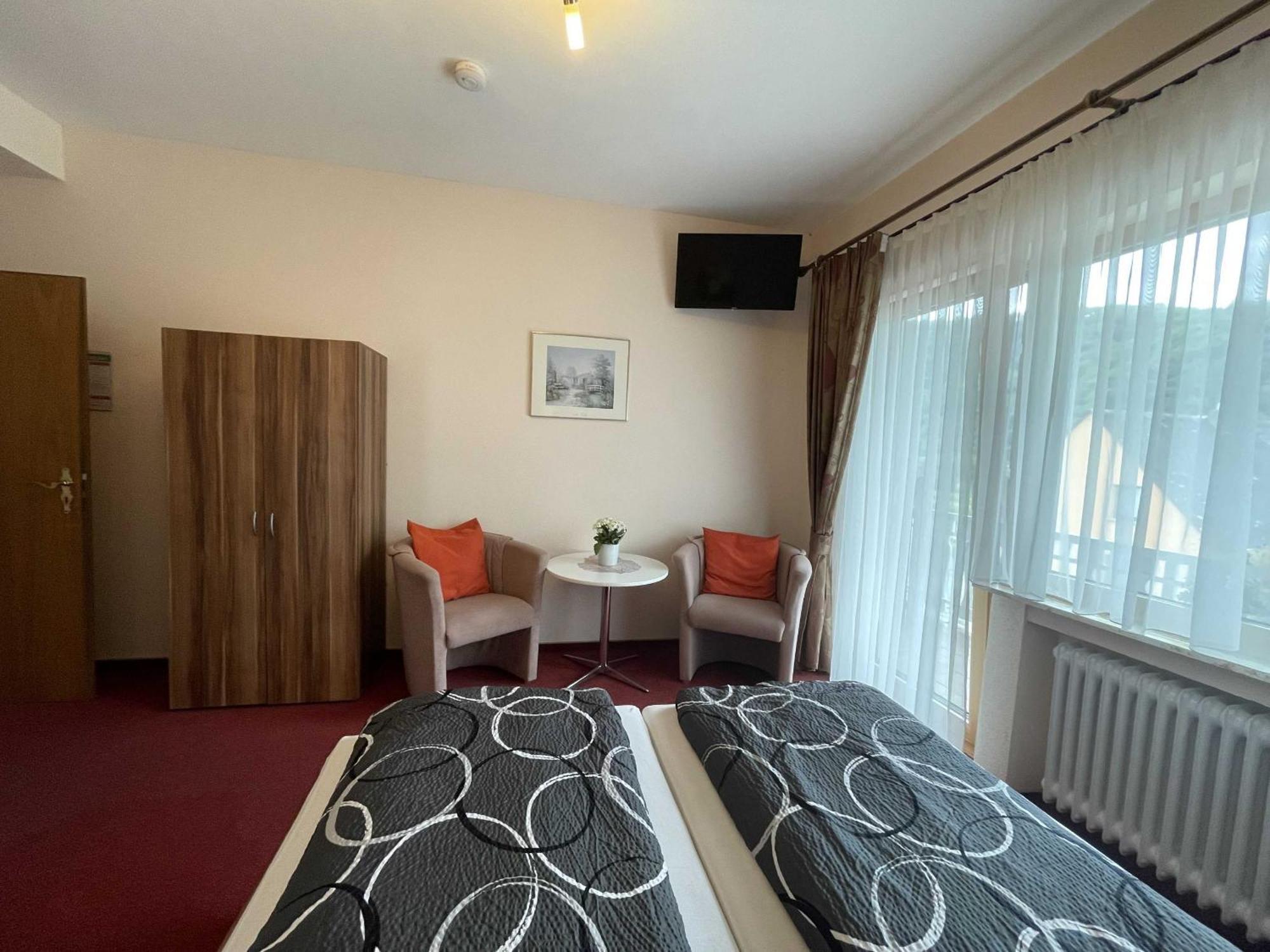 Hotel Zur Mosel Minheim Luaran gambar